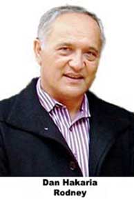 DAN HAKARIA
