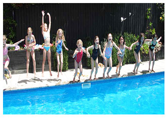 KIDS LOVE JUMPING INTO THE POOL