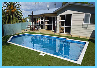 ARTIFICIAL GRASS SURROUND 9.0 METER AUCKLAND POOL