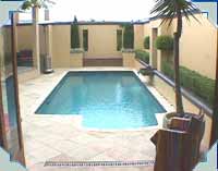 Who says you can't have a nice pool in a small back yard? Mike's 12x24 (3.6x7.2) Saturn fits nicely!