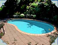 RIO in lovely setting. Kohi, Auckland pool built 1998
